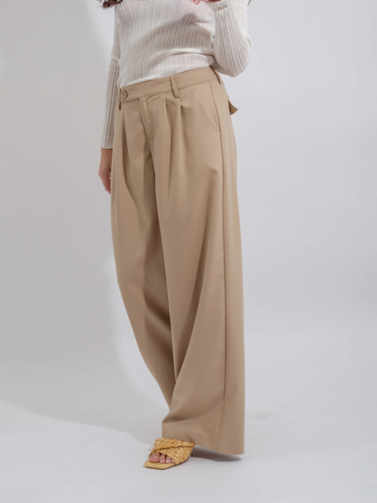Pantalon tipo dockers, pierna ancha, beige