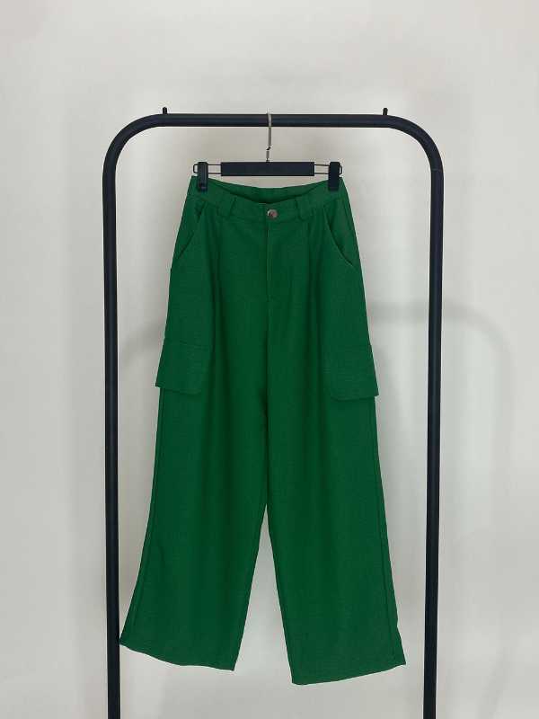PANTALÓN VERDE CARGO PIERNA ANCHA