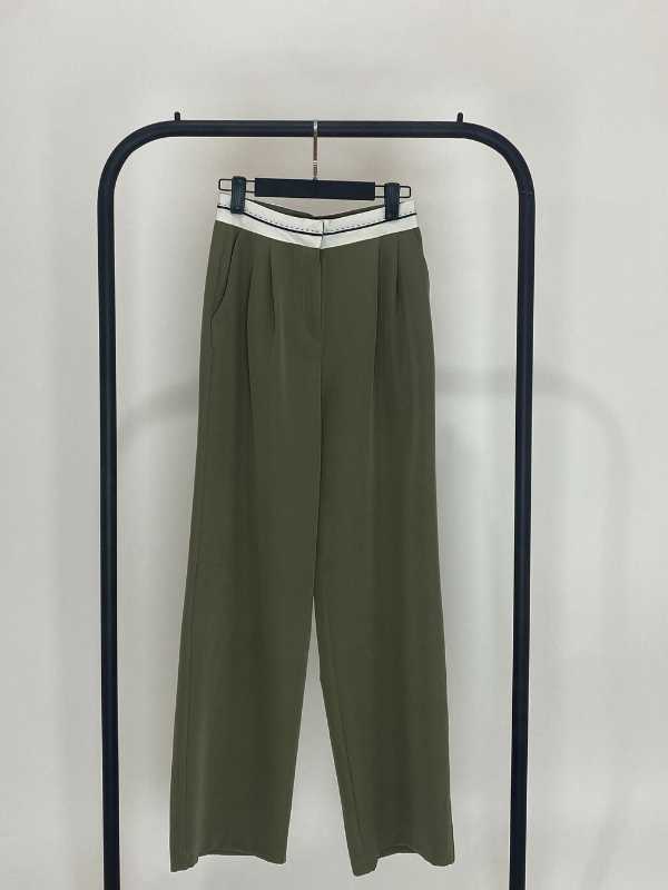 PANTALÓN OLIVA FRANJA BLANCA ANCHO